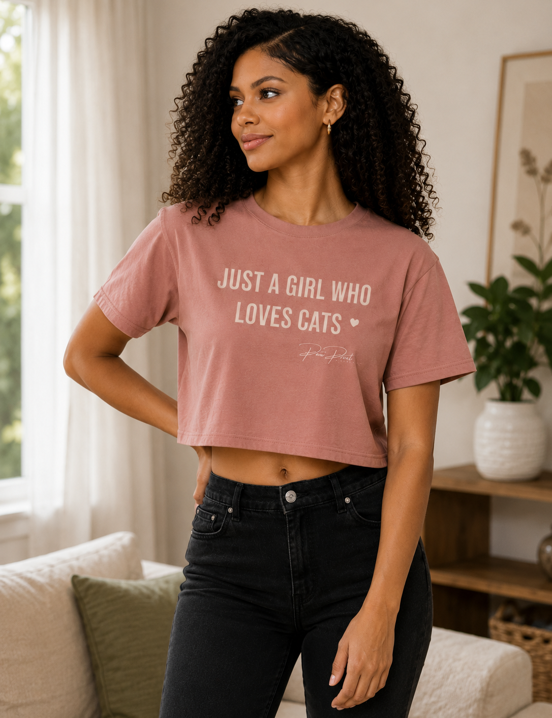 JAGWLCCropTopLifestyle_f03778d6-9130-4b4f-88ad-d8adaa0bf173.png